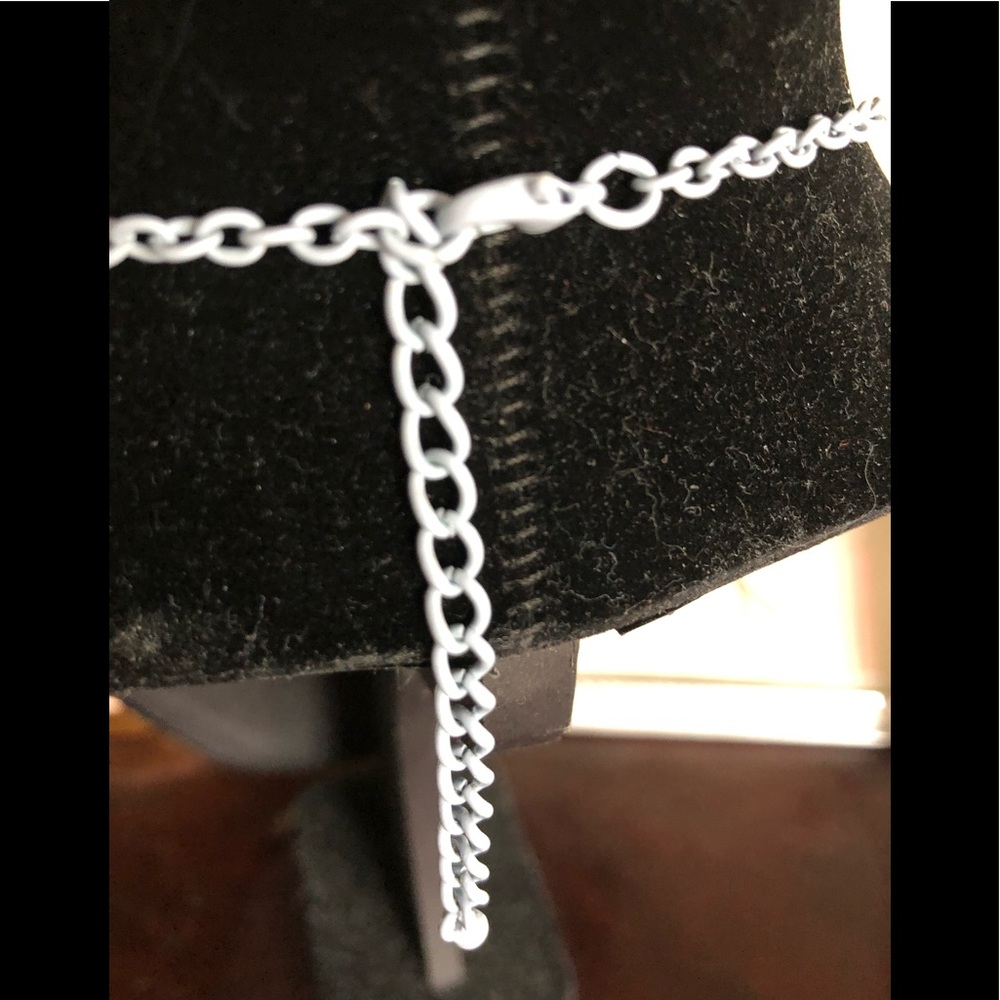 Statement necklace - Picture 4 of 4